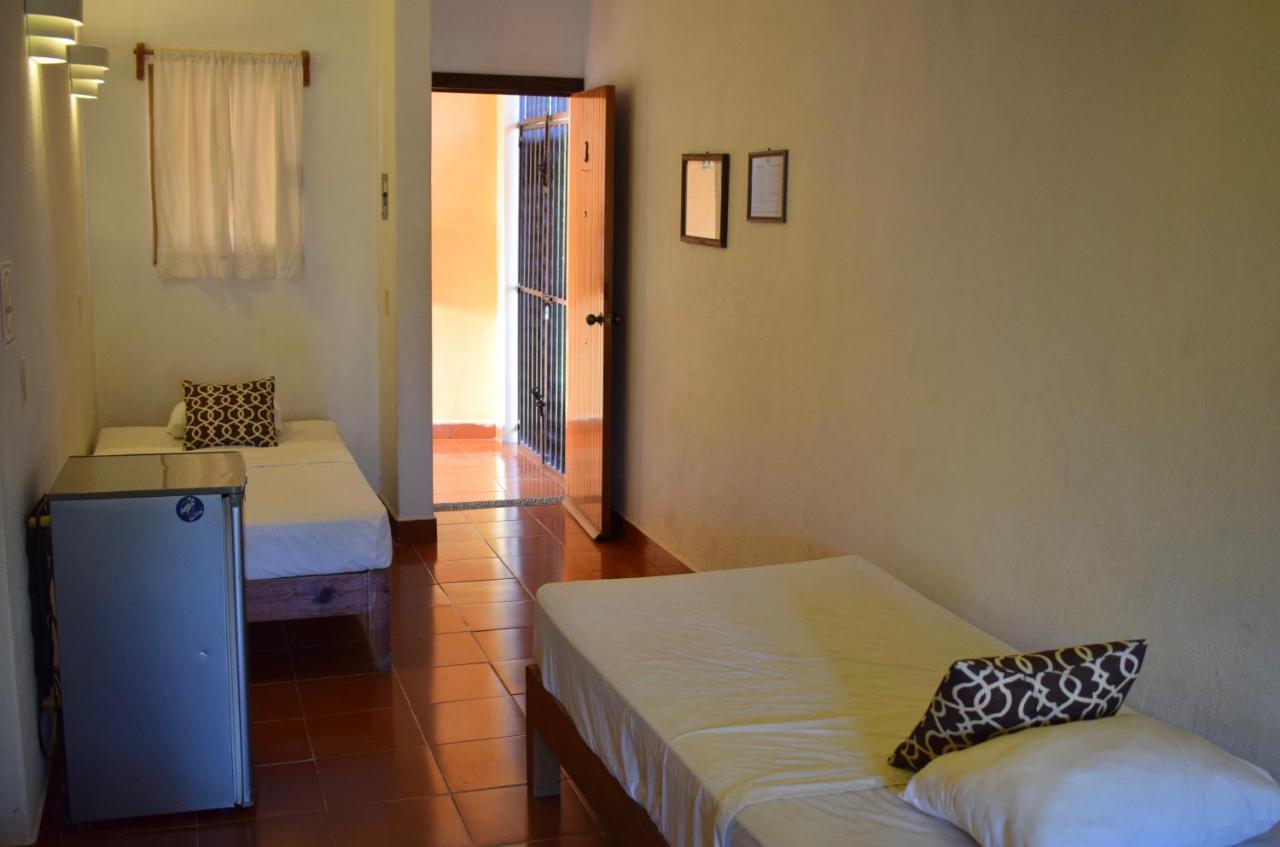 OYO Hotel Casa Arena Zihuatanejo Exterior foto