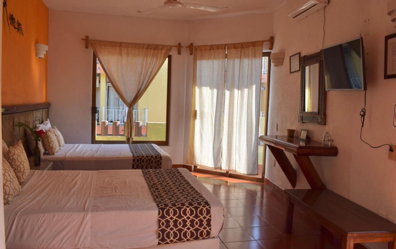 OYO Hotel Casa Arena Zihuatanejo Exterior foto
