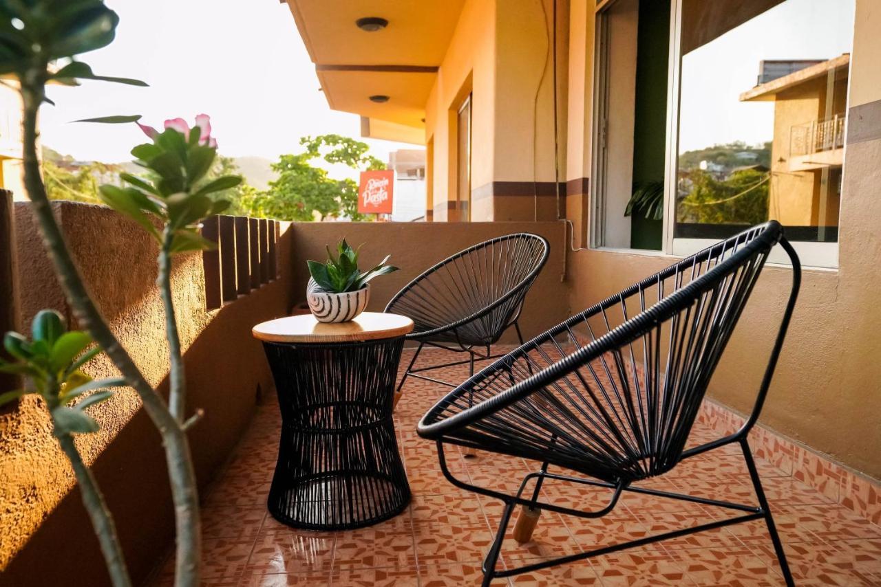 OYO Hotel Casa Arena Zihuatanejo Exterior foto