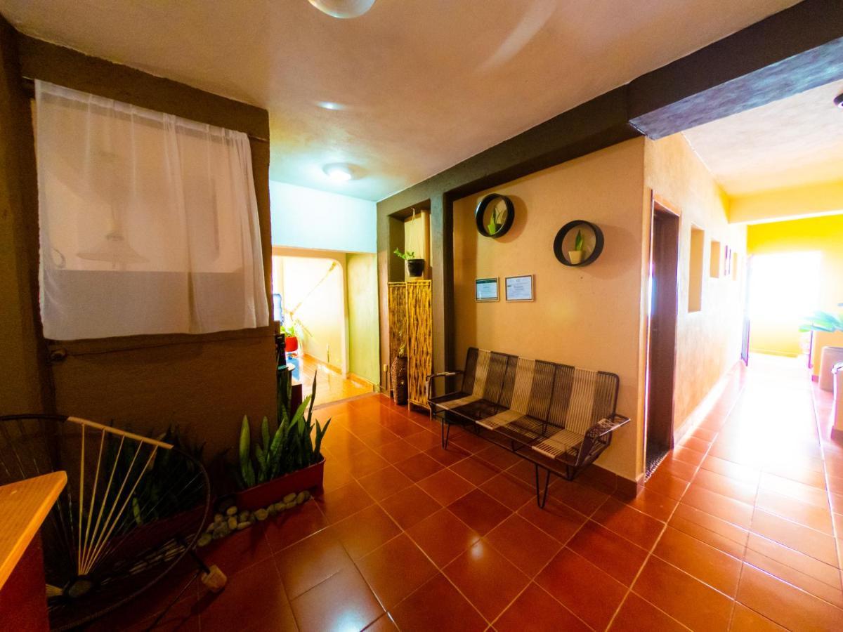 OYO Hotel Casa Arena Zihuatanejo Exterior foto