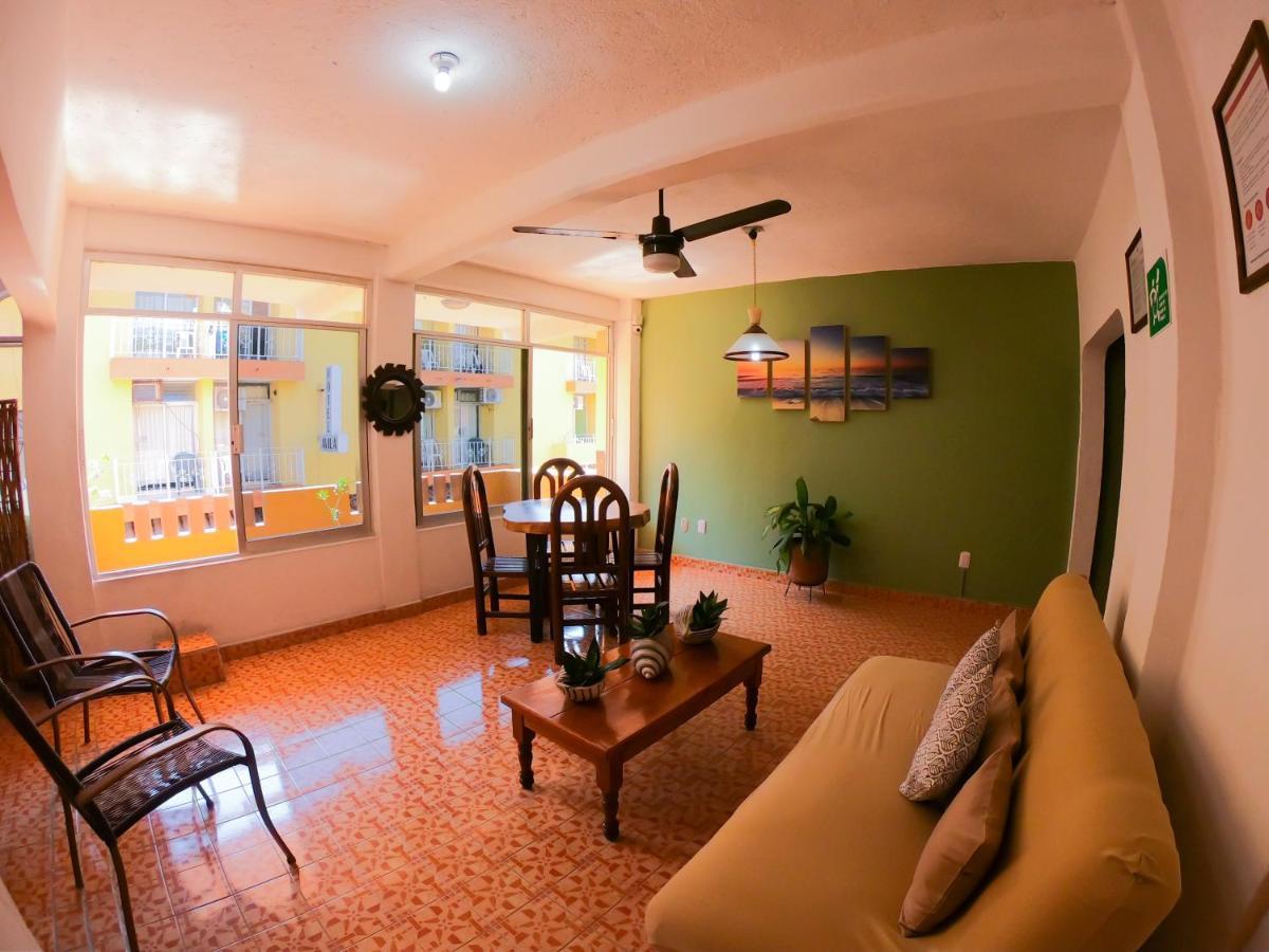 OYO Hotel Casa Arena Zihuatanejo Exterior foto