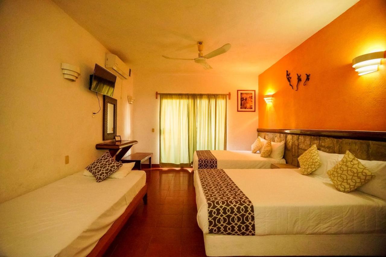 OYO Hotel Casa Arena Zihuatanejo Exterior foto